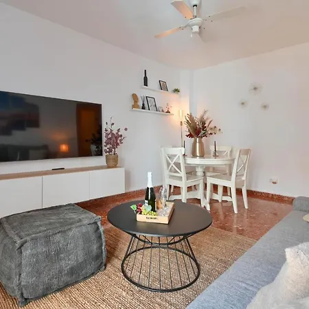 Adumar By Aguilarent Apartment
